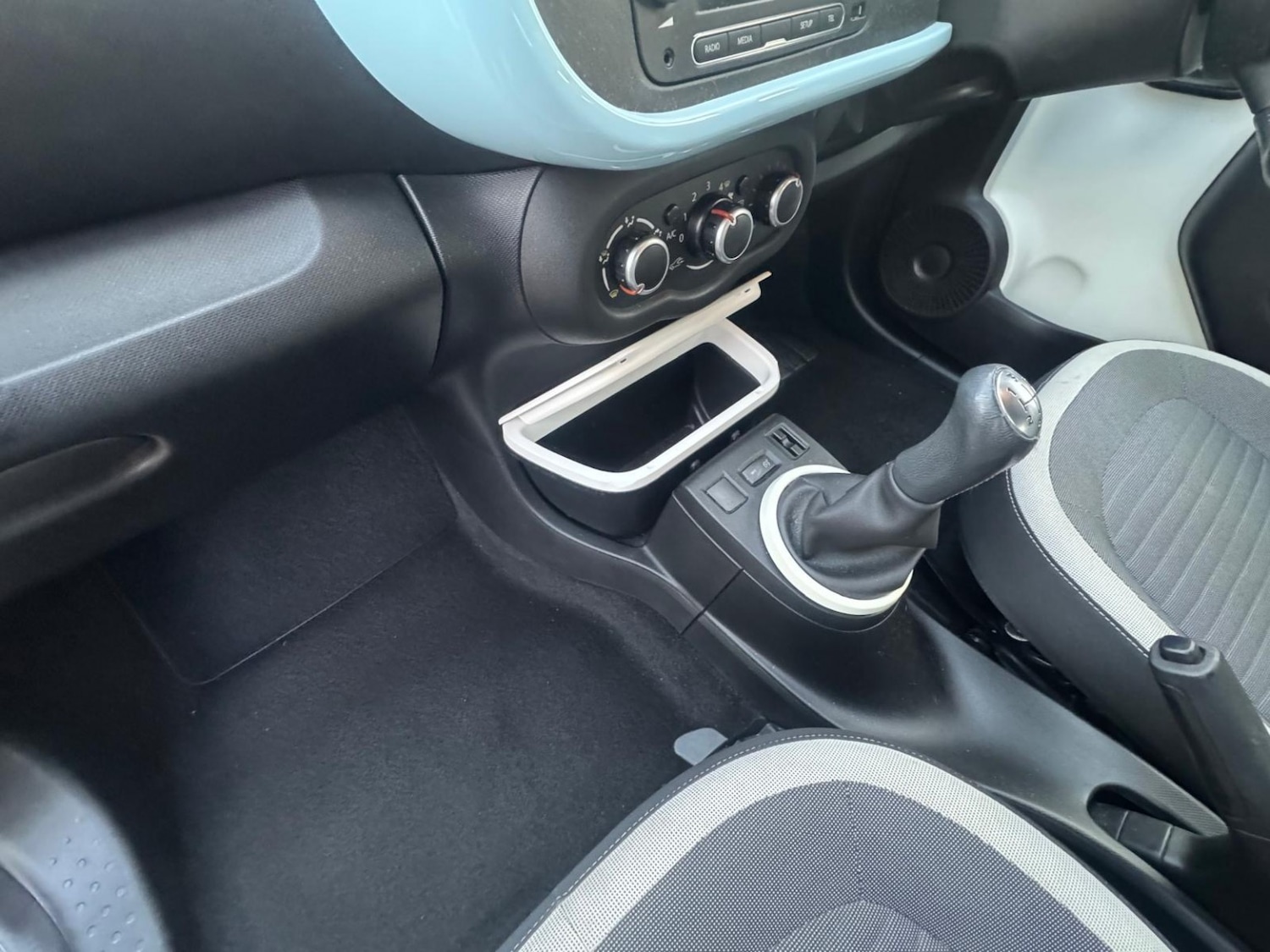 Used Renault Twingo 2014 for sale - 77423440: Photo 20