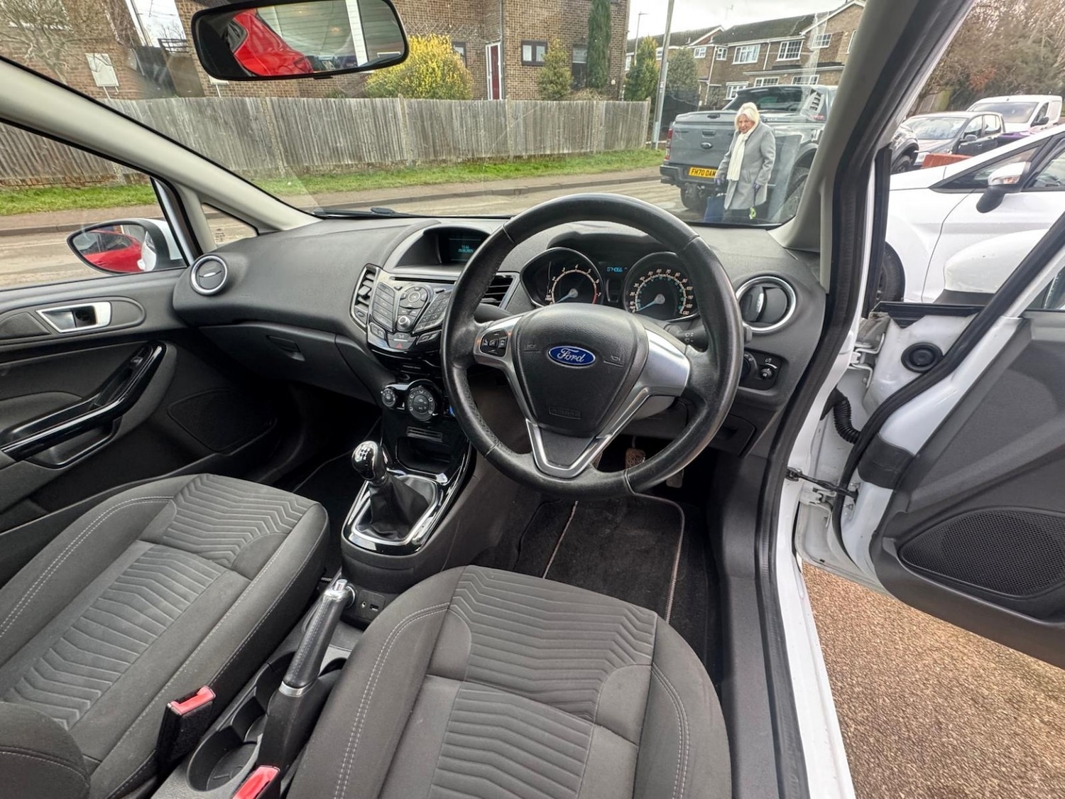 Used Ford Fiesta 2015 for sale - 77277300: Photo 20