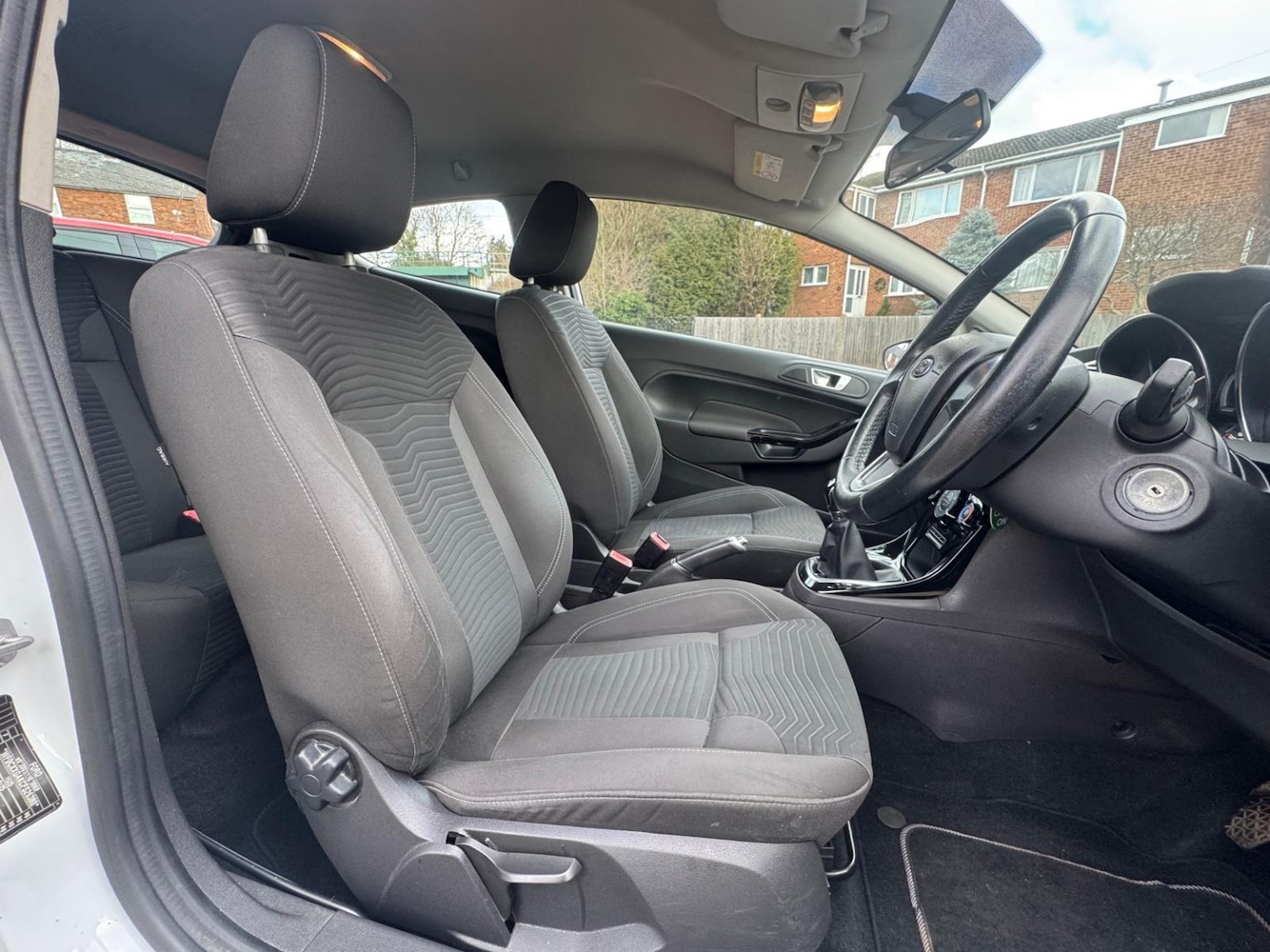 Used Ford Fiesta 2015 for sale - 77277300: Photo 21