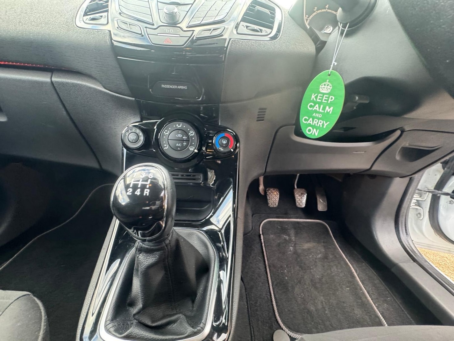 Used Ford Fiesta 2015 for sale - 77277300: Photo 34