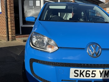 Used Volkswagen up! 2015 for sale - 76618650: Photo
