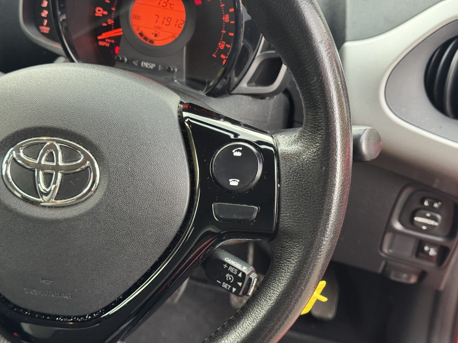 Used Toyota AYGO 2018 for sale - 76618680: Photo 29