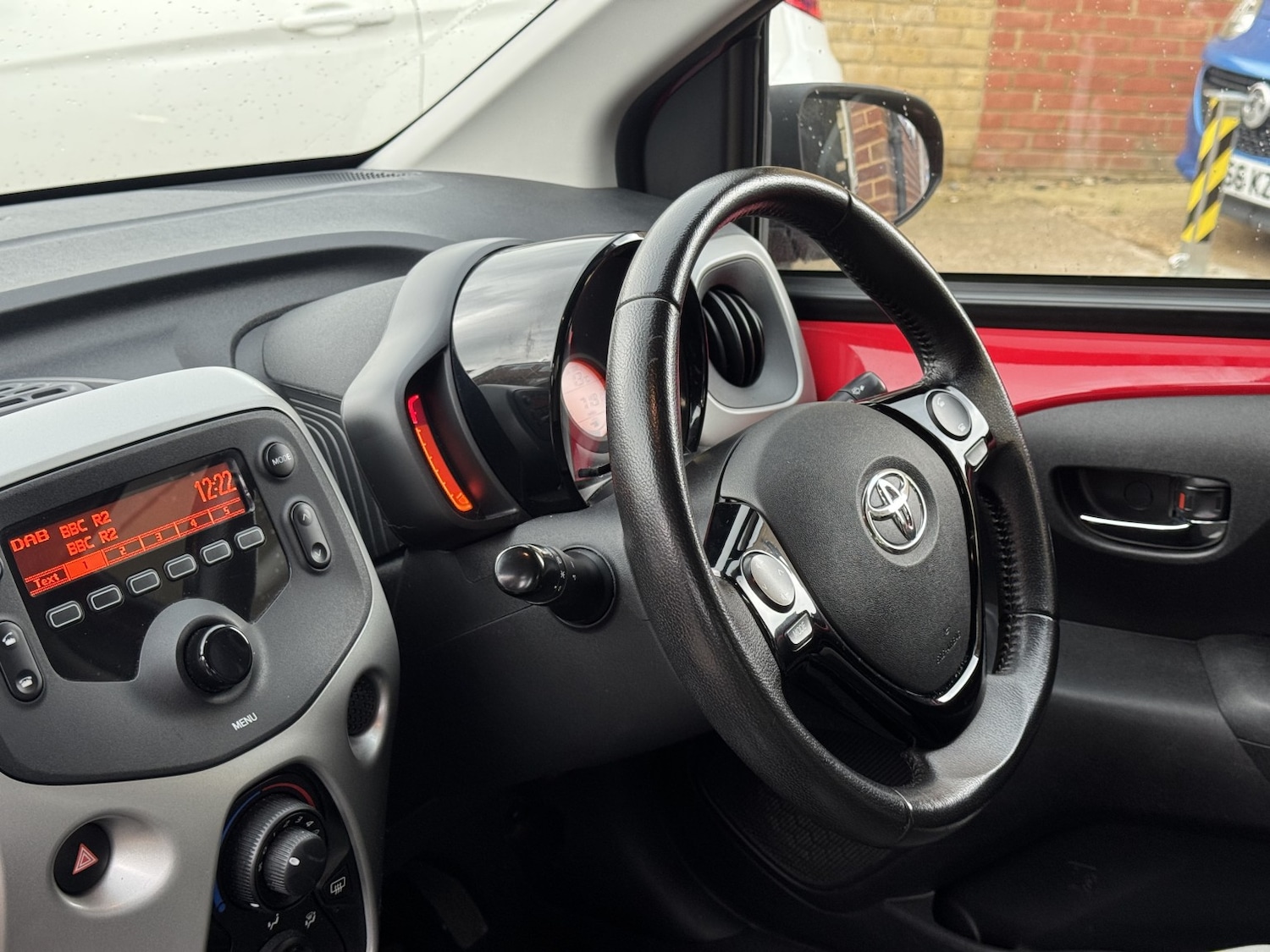 Used Toyota AYGO 2018 for sale - 76618680: Photo 38