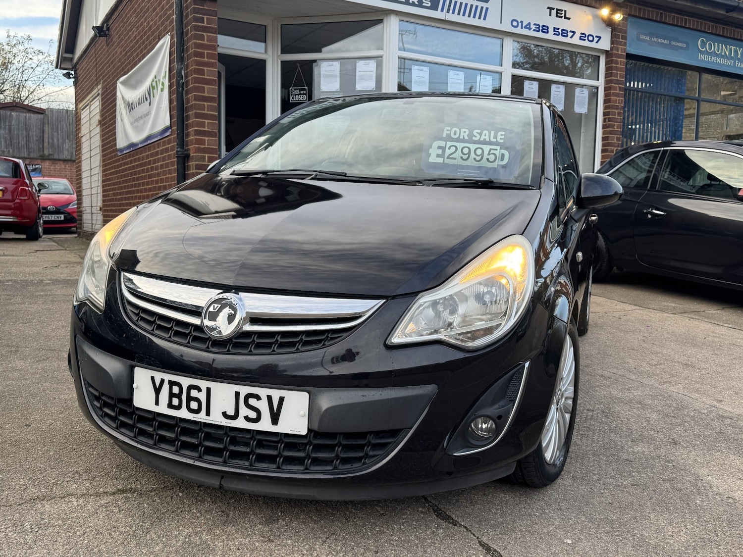 Used Vauxhall Corsa 2012 for sale - 76618716: Photo 3