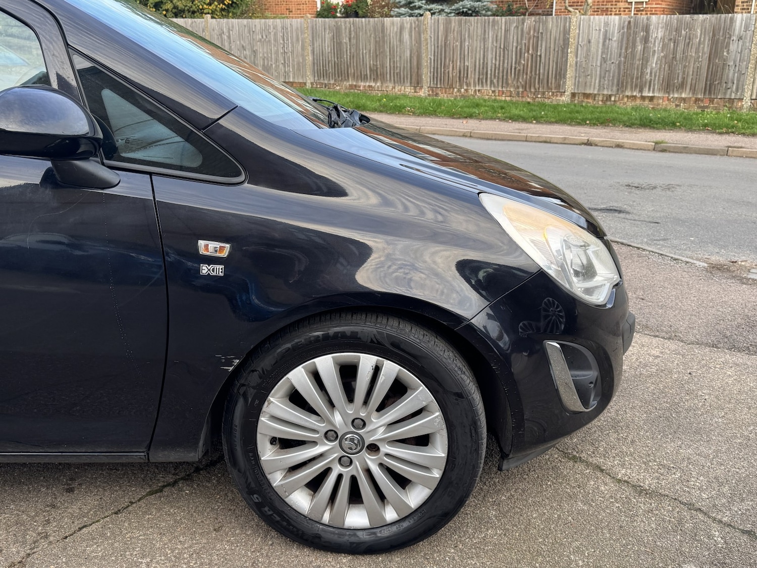 Used Vauxhall Corsa 2012 for sale - 76618716: Photo 4