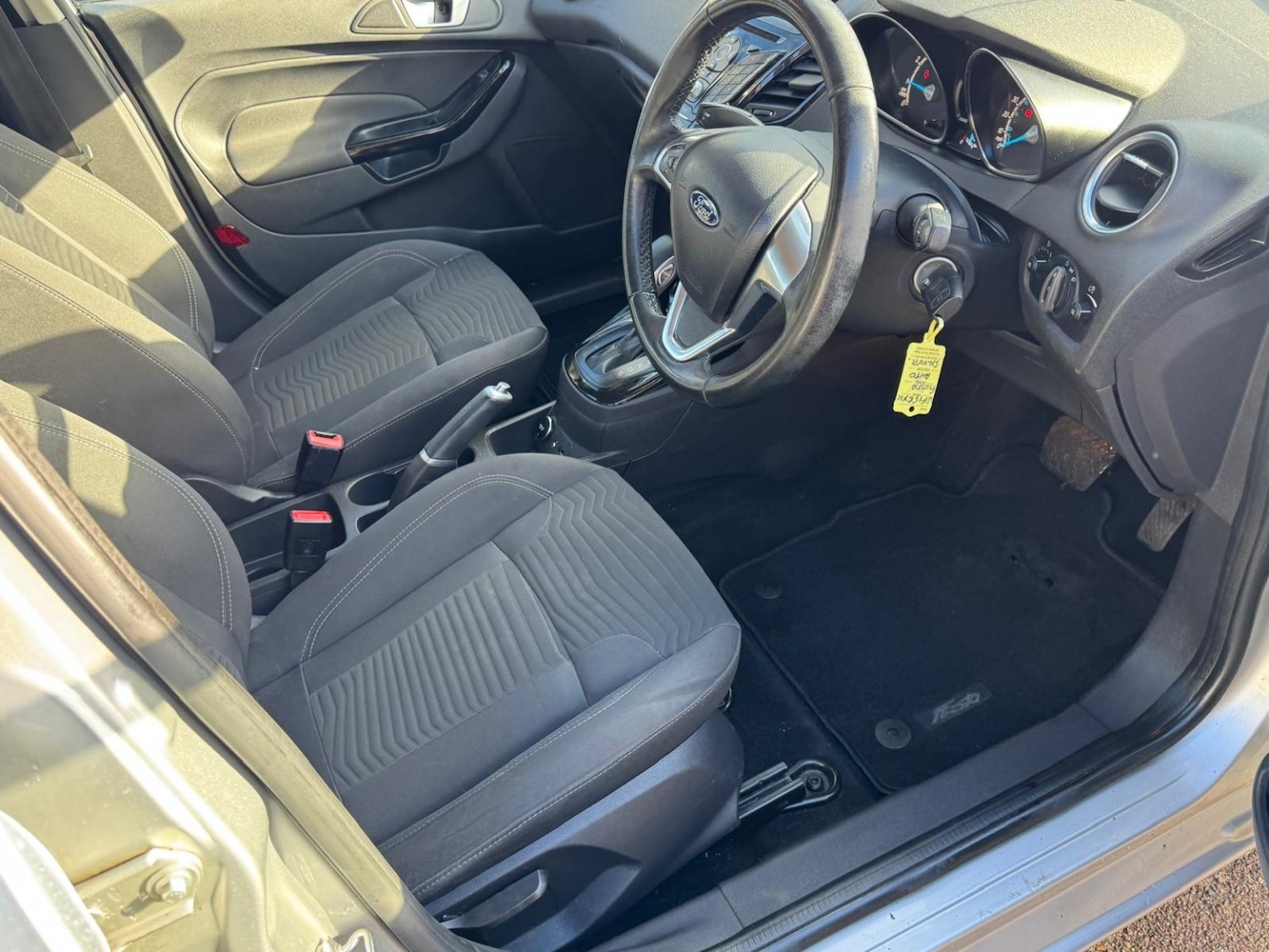 Used Ford Fiesta 2015 for sale - 77277361: Photo 29