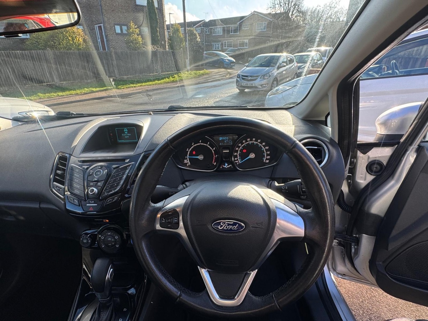 Used Ford Fiesta 2015 for sale - 77277361: Photo 32