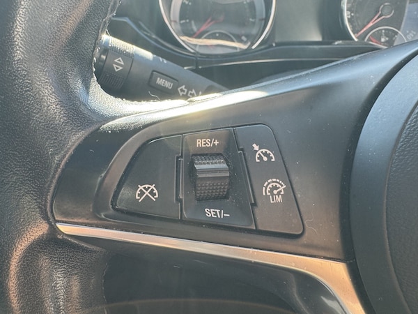 Used Vauxhall ADAM 2015 for sale - 76134069: Photo 46
