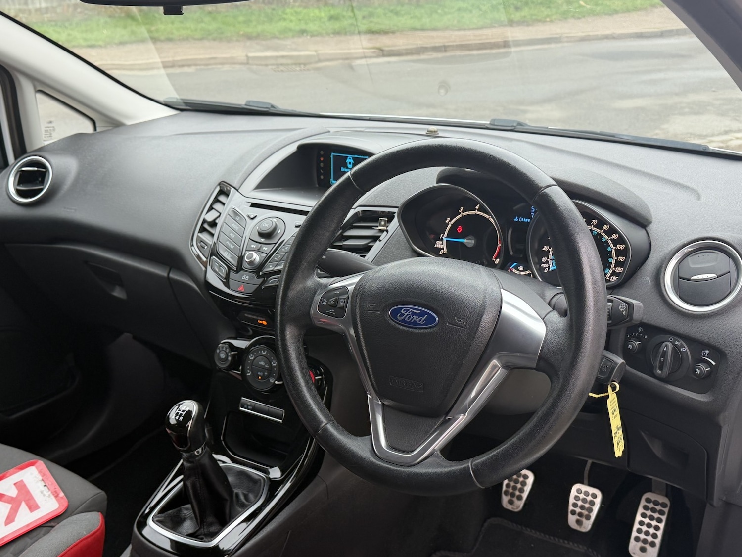 Used Ford Fiesta 2013 for sale - 77096935: Photo 15