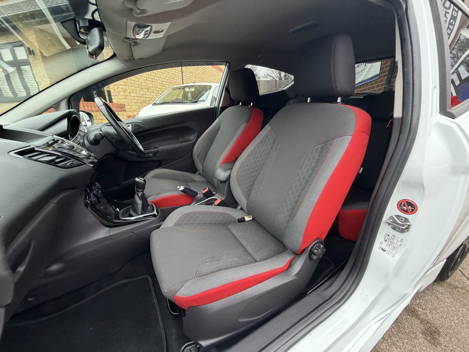 Used Ford Fiesta 2013 for sale - 77096935: Photo 21