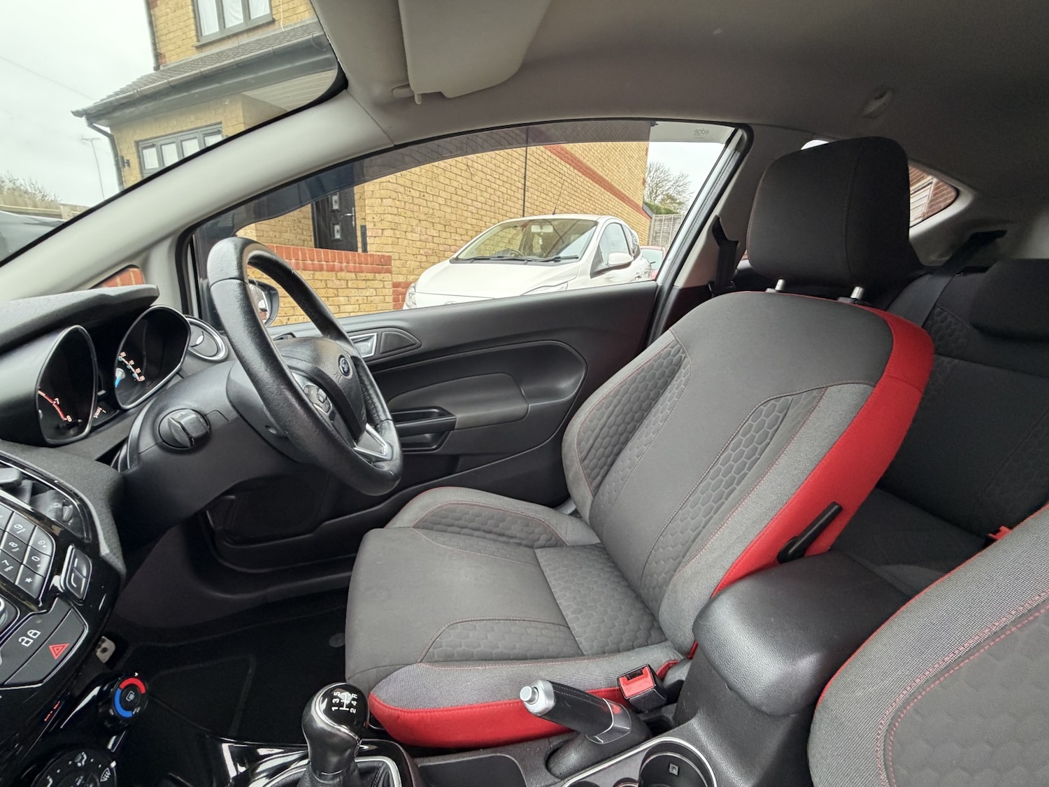 Used Ford Fiesta 2013 for sale - 77096935: Photo 23