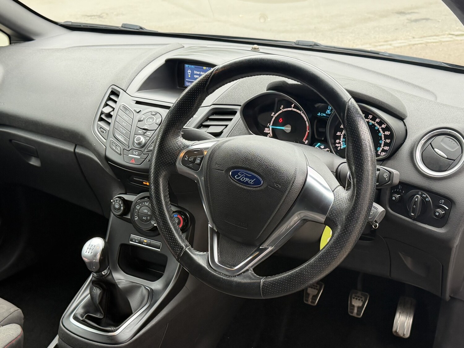 Used Ford Fiesta 2017 for sale - 78105980: Photo 14