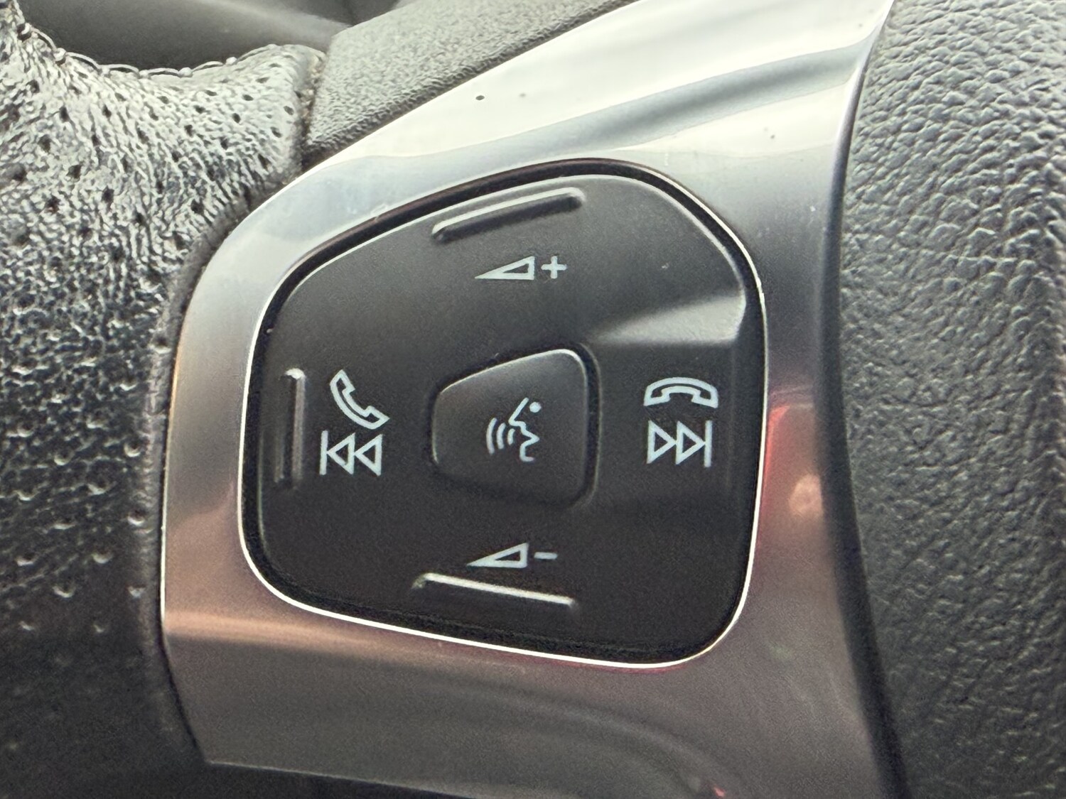 Used Ford Fiesta 2017 for sale - 78105980: Photo 18