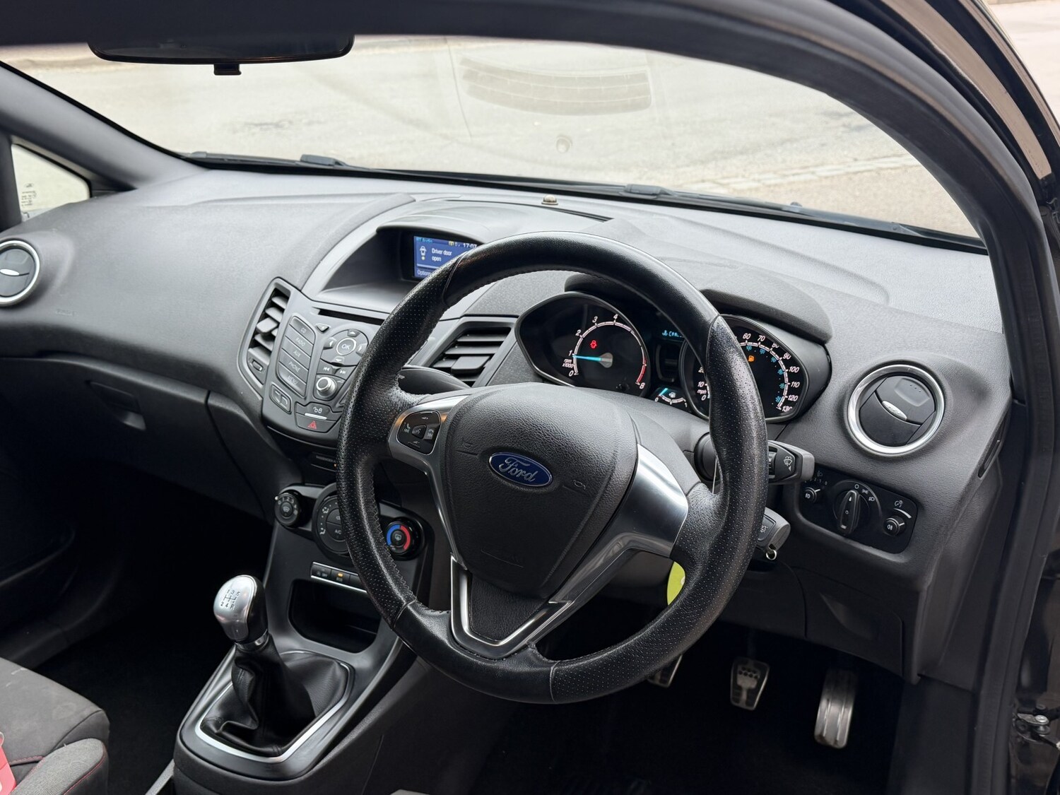 Used Ford Fiesta 2017 for sale - 78105980: Photo 19