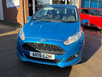 Used Ford Fiesta 2015 for sale - 77277352: Photo