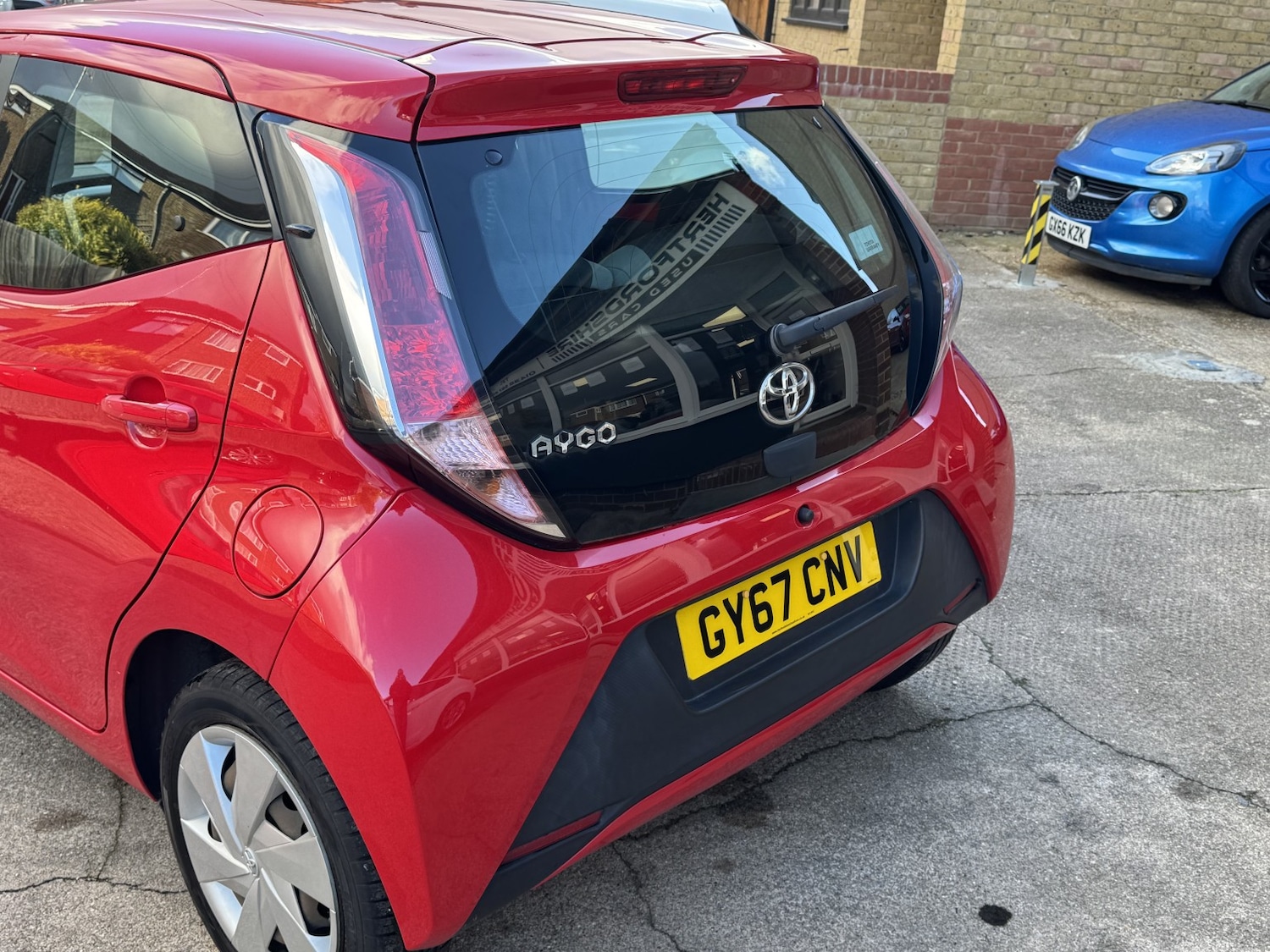 Used Toyota AYGO 2017 for sale - 76618759: Photo 12