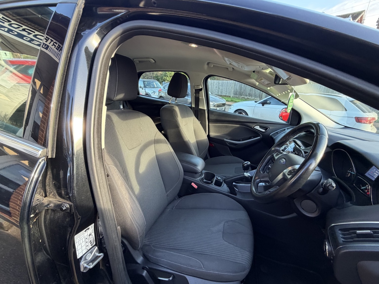 Used Ford Focus 2014 for sale - 76777052: Photo 20