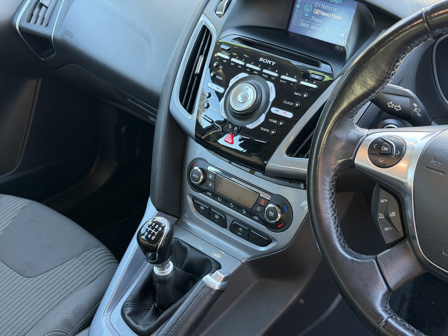 Used Ford Focus 2014 for sale - 76777052: Photo 22