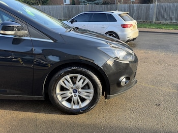 Used Ford Focus 2014 for sale - 76777052: Photo