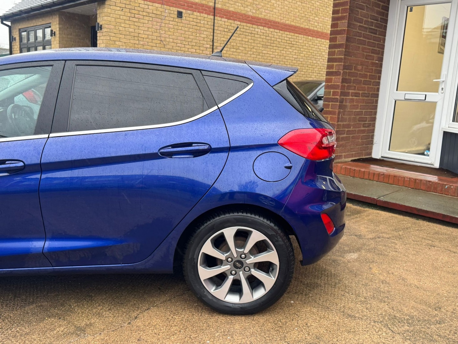 Used Ford Fiesta 2017 for sale - 77319859: Photo 19