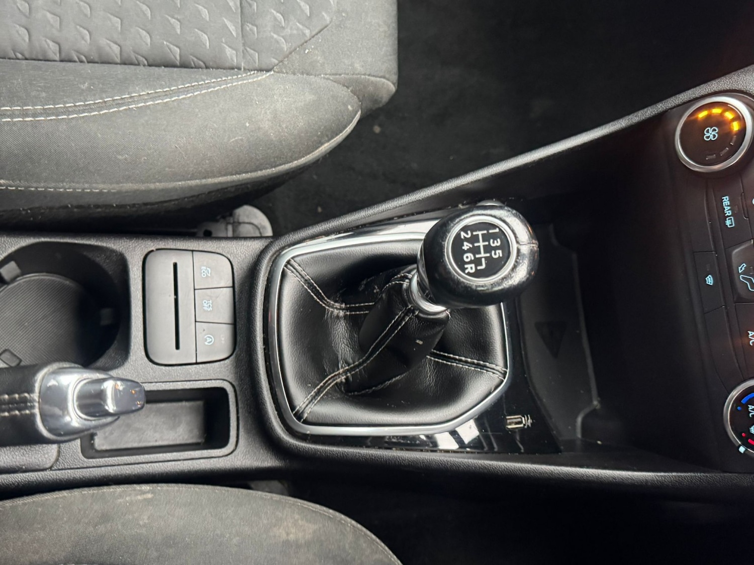 Used Ford Fiesta 2017 for sale - 77319859: Photo 25