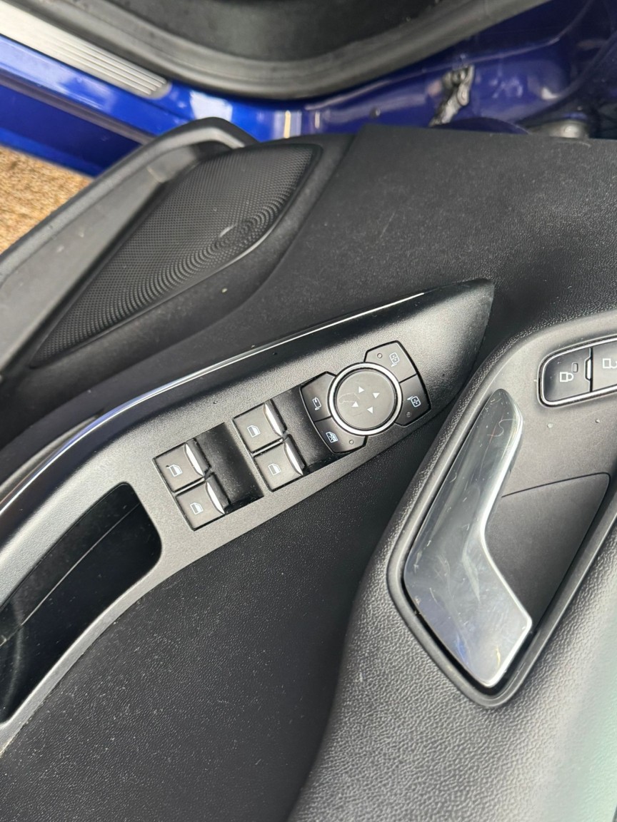 Used Ford Fiesta 2017 for sale - 77319859: Photo 27