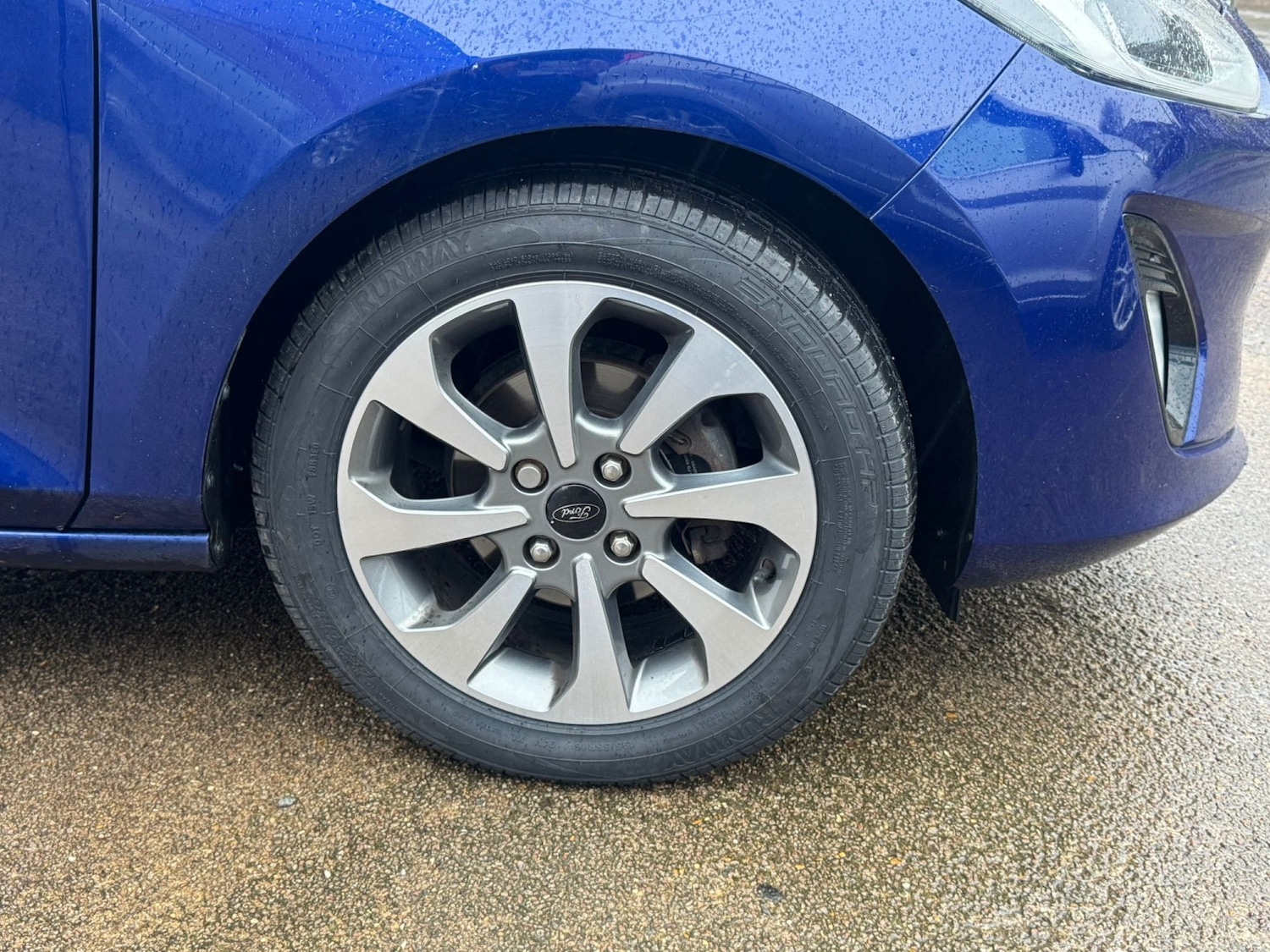 Used Ford Fiesta 2017 for sale - 77319859: Photo 32