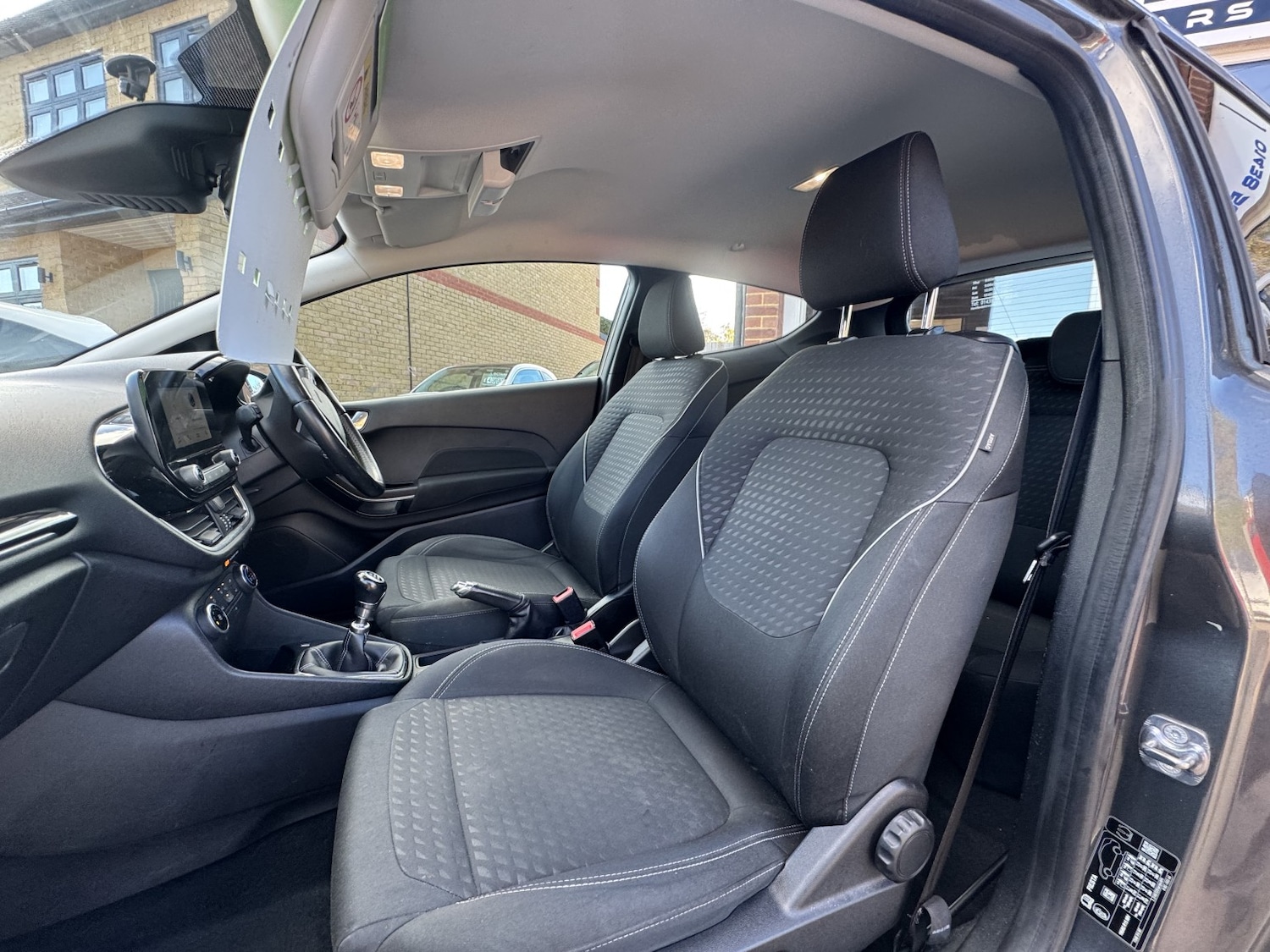 Used Ford Fiesta 2017 for sale - 76445988: Photo 21