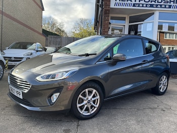 Used Ford Fiesta 2017 for sale - 76445988: Photo