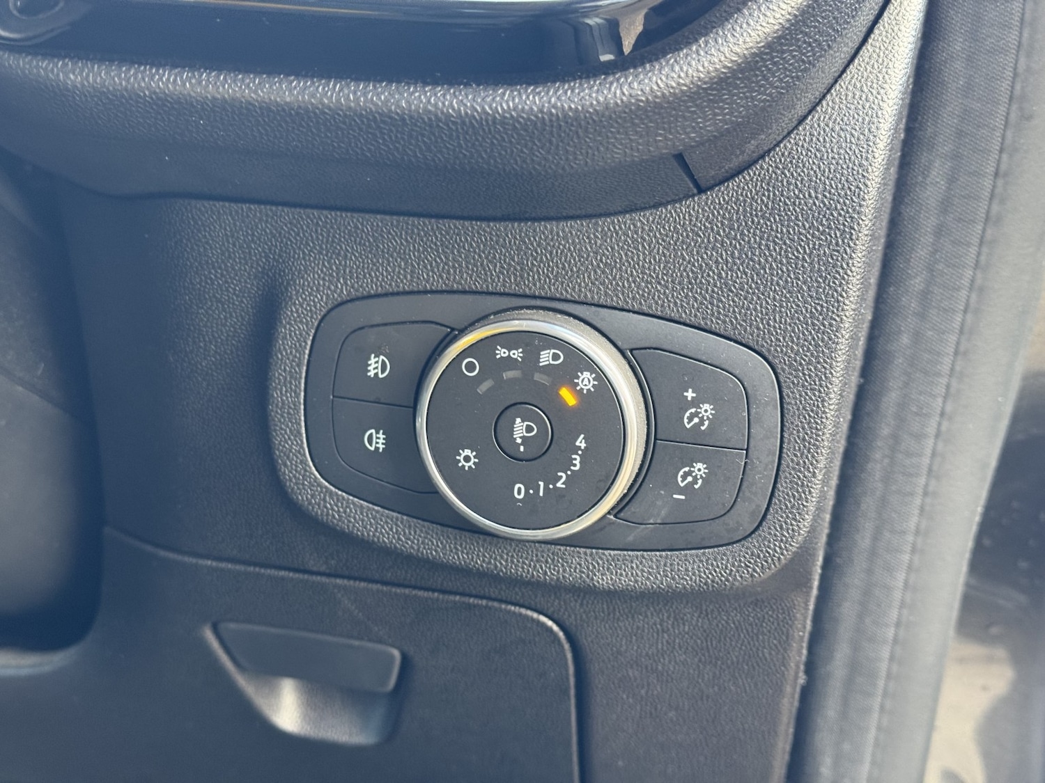 Used Ford Fiesta 2017 for sale - 76445988: Photo 31