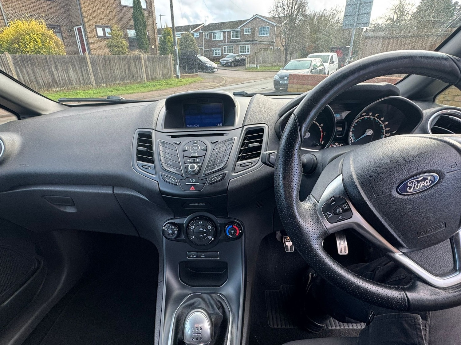 Used Ford Fiesta 2016 for sale - 77277272: Photo 28