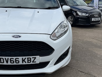 Used Ford Fiesta 2016 for sale - 79091346: Photo