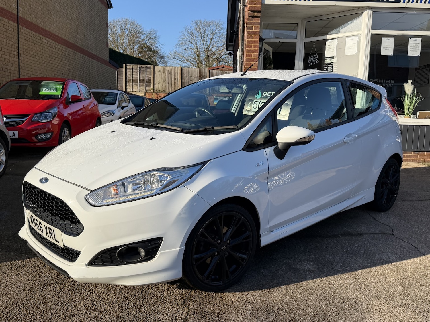 Used Ford Fiesta 2016 for sale - 76982809: Photo 2