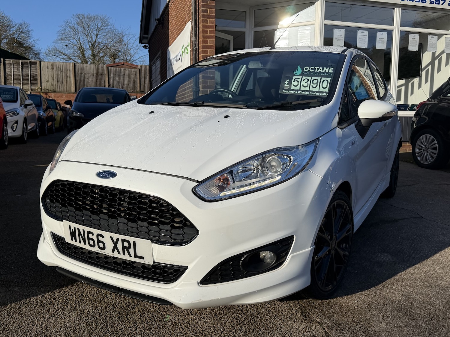 Used Ford Fiesta 2016 for sale - 76982809: Photo 5