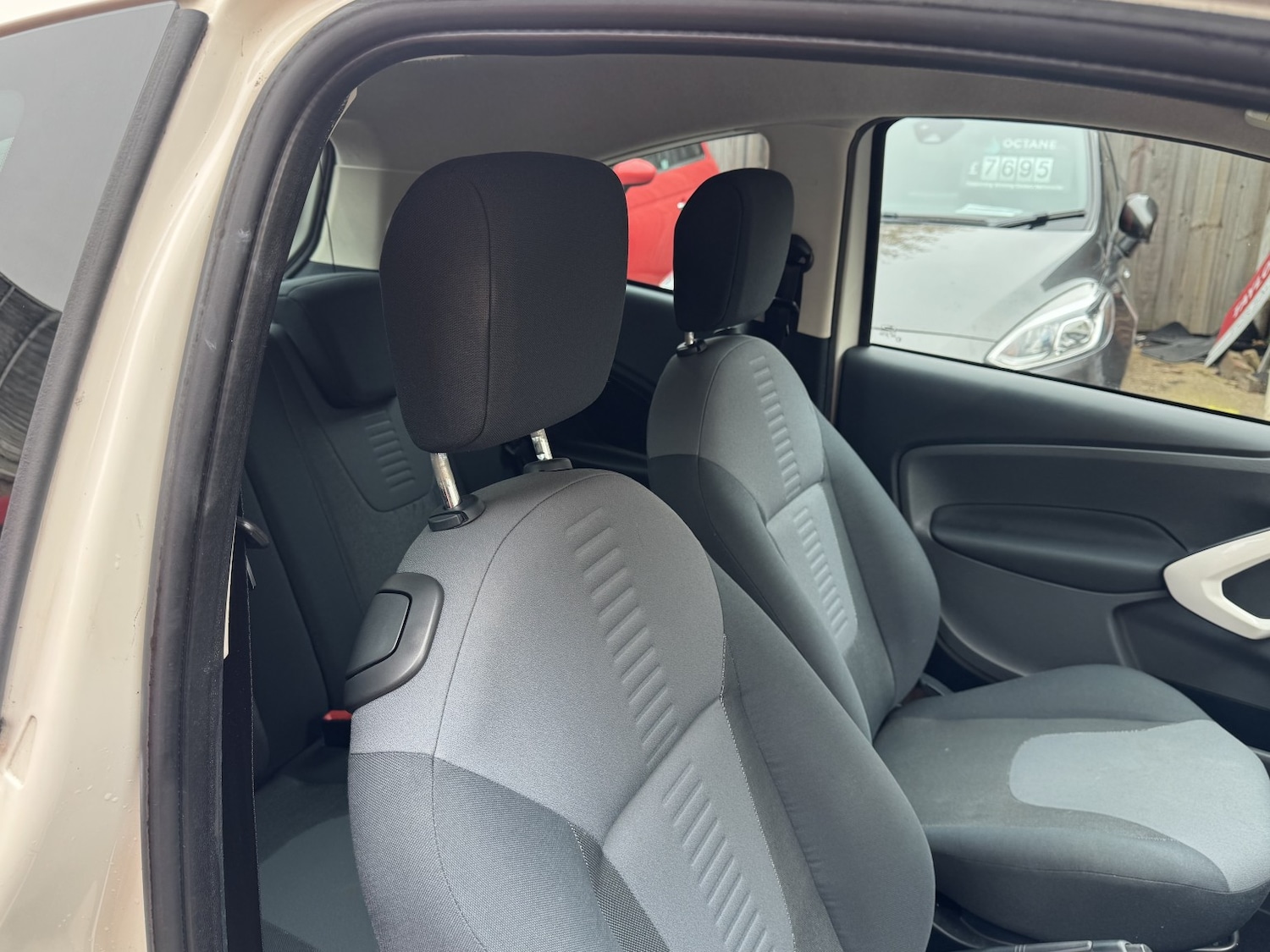 Used Ford Ka 2010 for sale - 76431038: Photo 17