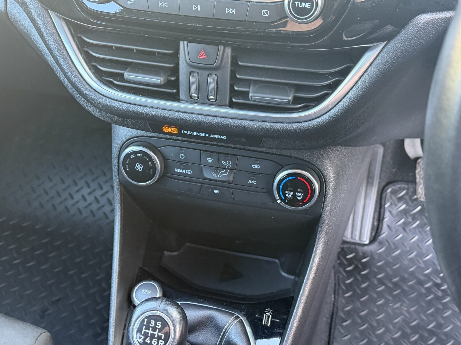 Used Ford Fiesta 2018 for sale - 78105907: Photo 23