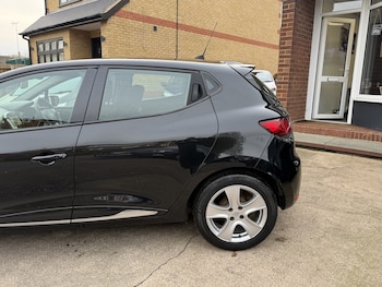 Used Renault Clio 2014 for sale - 77981783: Photo