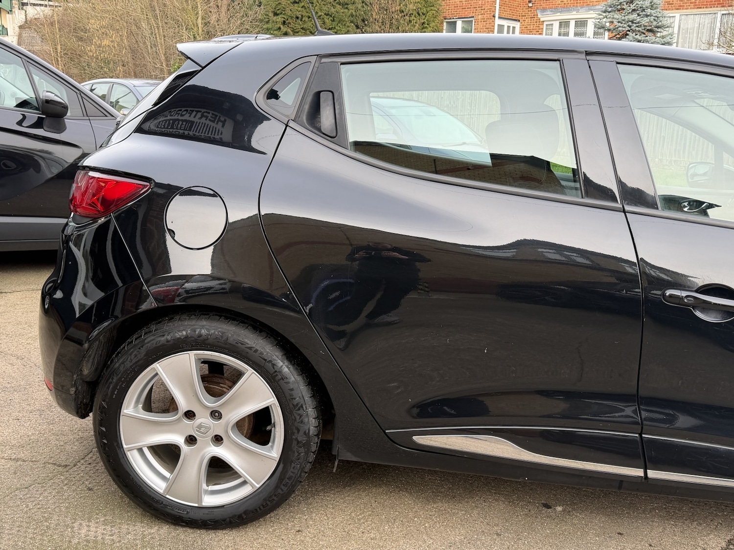 Used Renault Clio 2014 for sale - 77981783: Photo 8