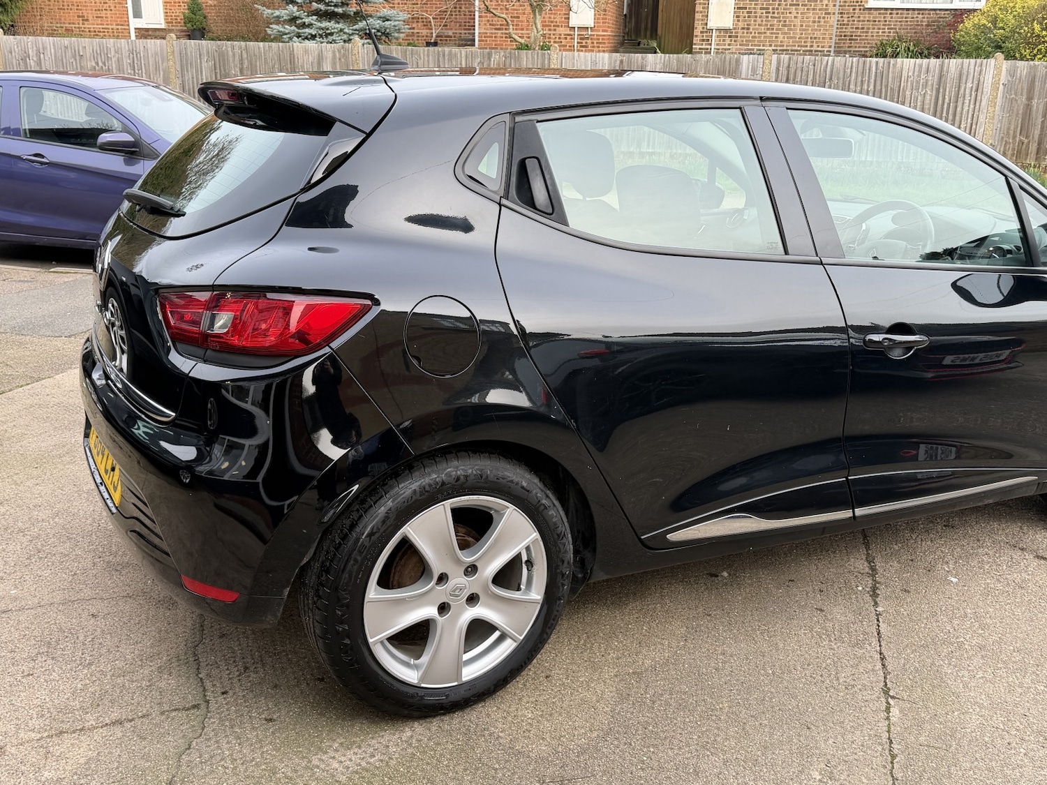 Used Renault Clio 2014 for sale - 77981783: Photo 9