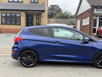Used Ford Fiesta 2018 for sale - 79091348: Photo