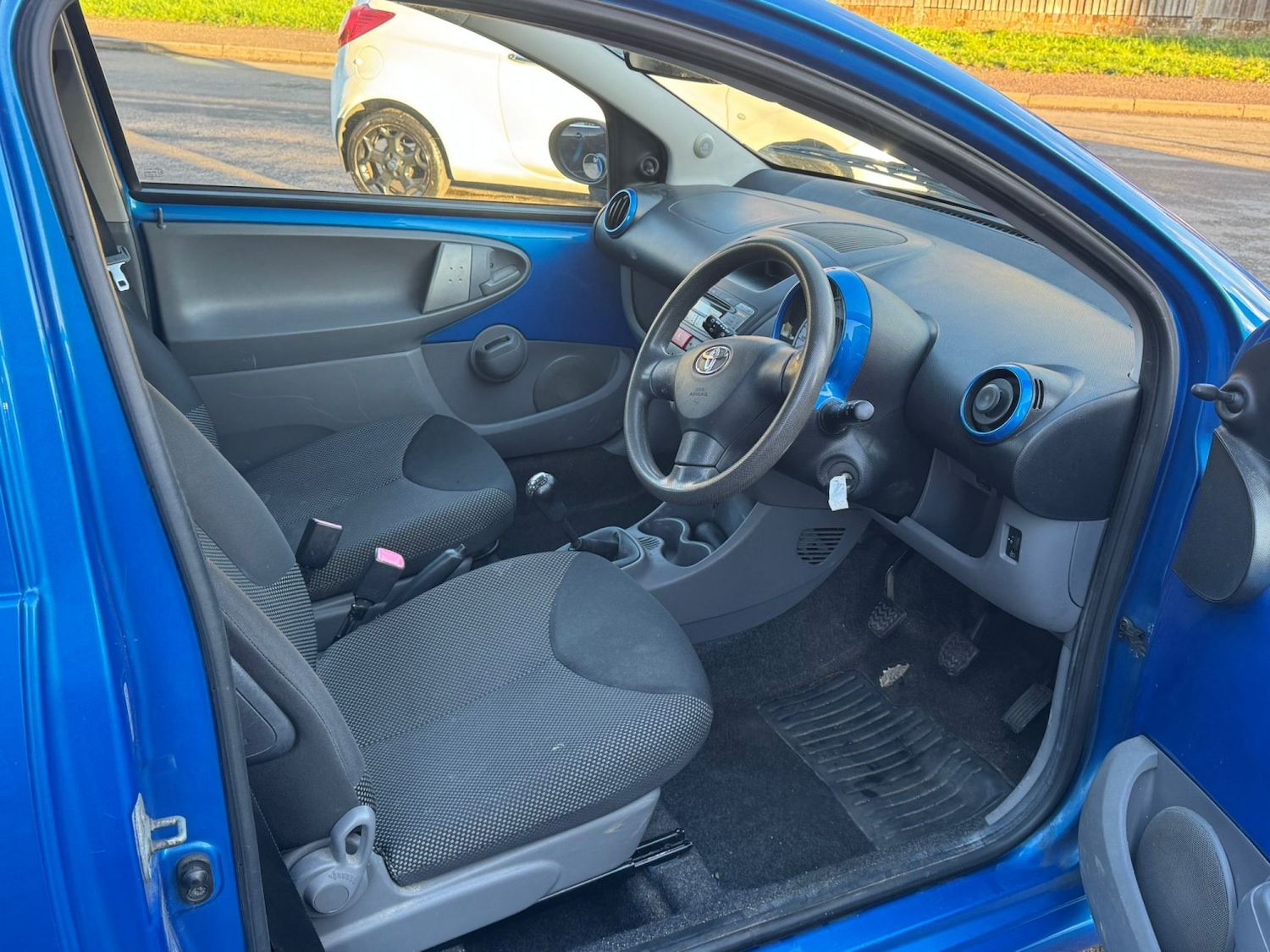 Used Toyota AYGO 2009 for sale - 76799246: Photo 19