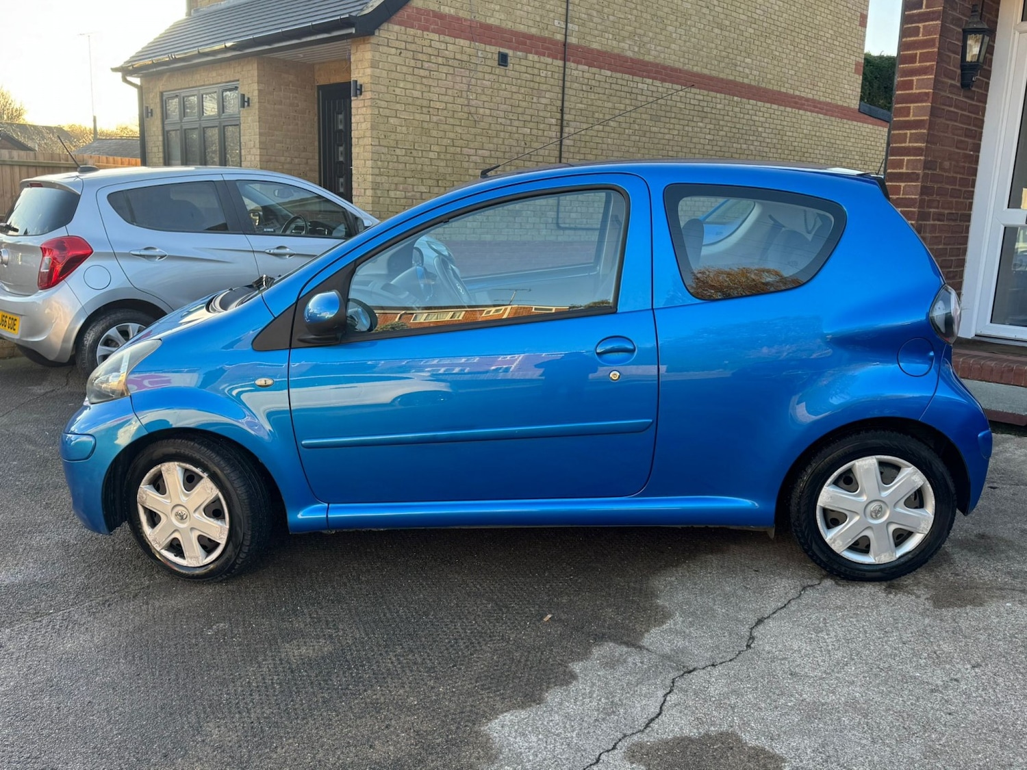 Used Toyota AYGO 2009 for sale - 76799246: Photo 8