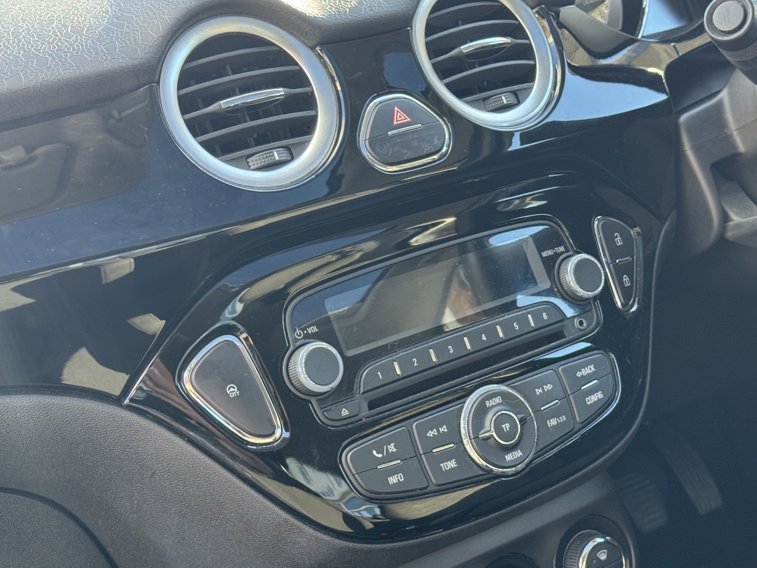 Used Vauxhall ADAM 2016 for sale - 76445999: Photo 38