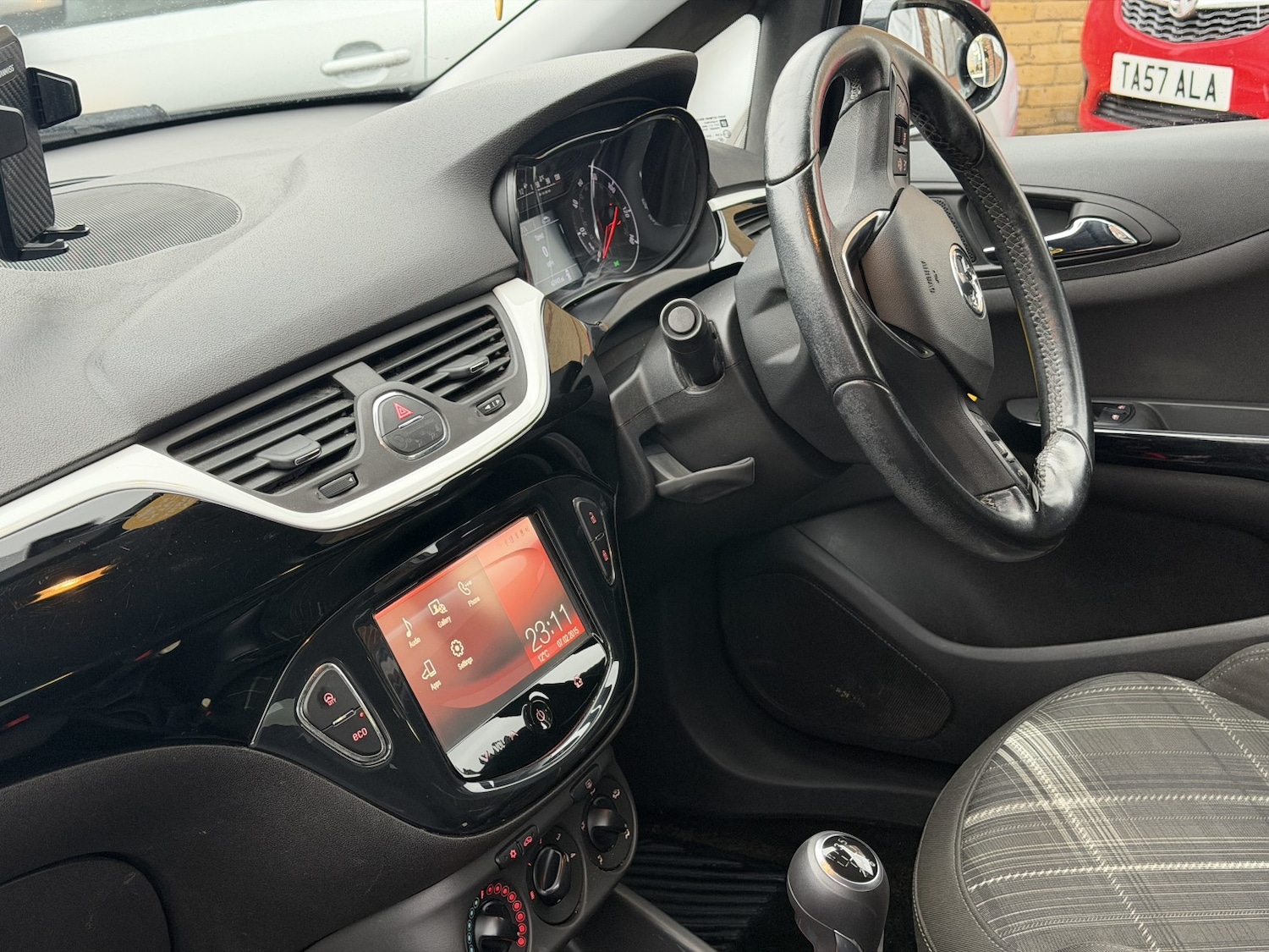 Used Vauxhall Corsa 2015 for sale - 76982753: Photo 19