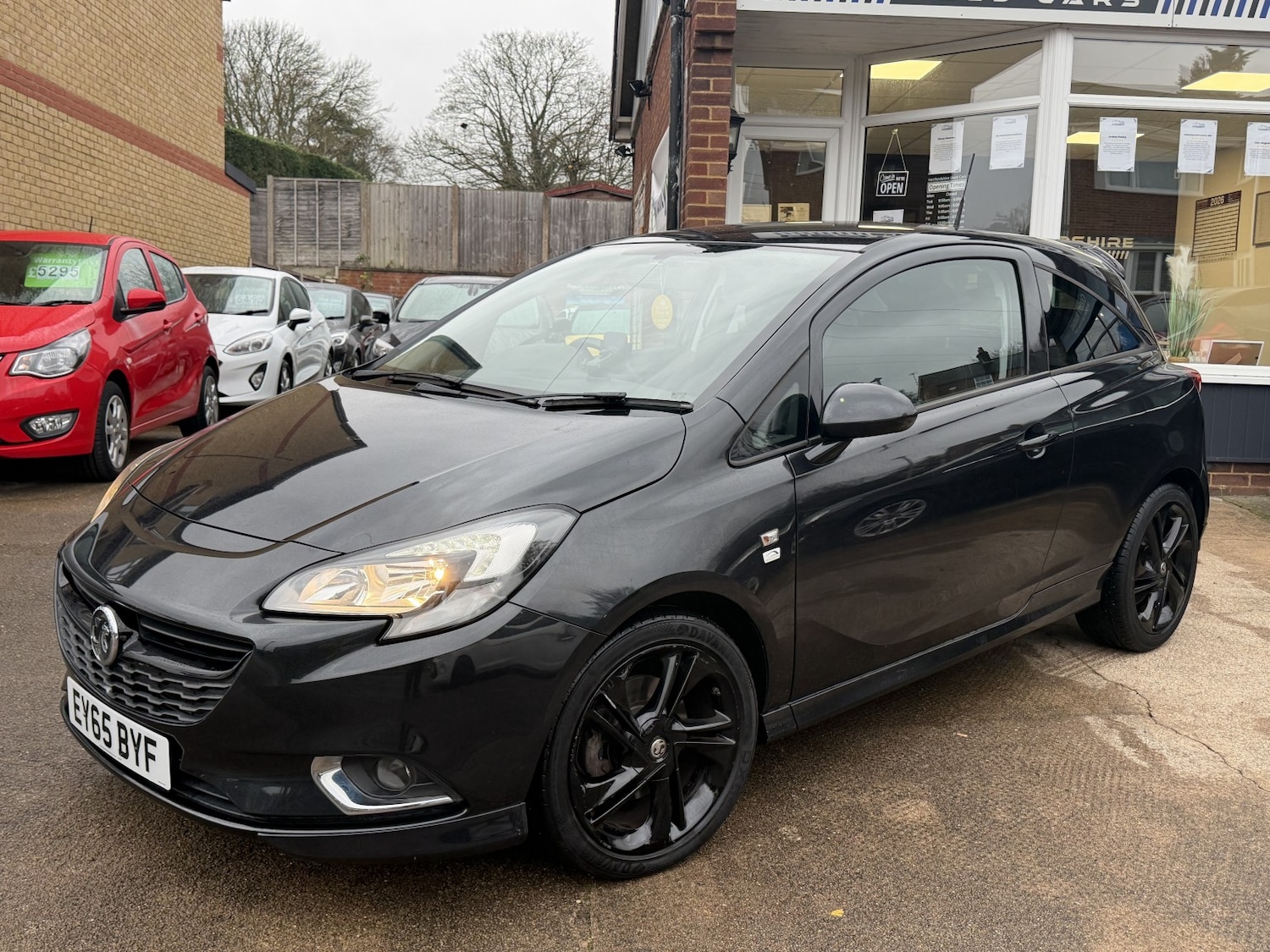 Used Vauxhall Corsa 2015 for sale - 76982753: Photo 2