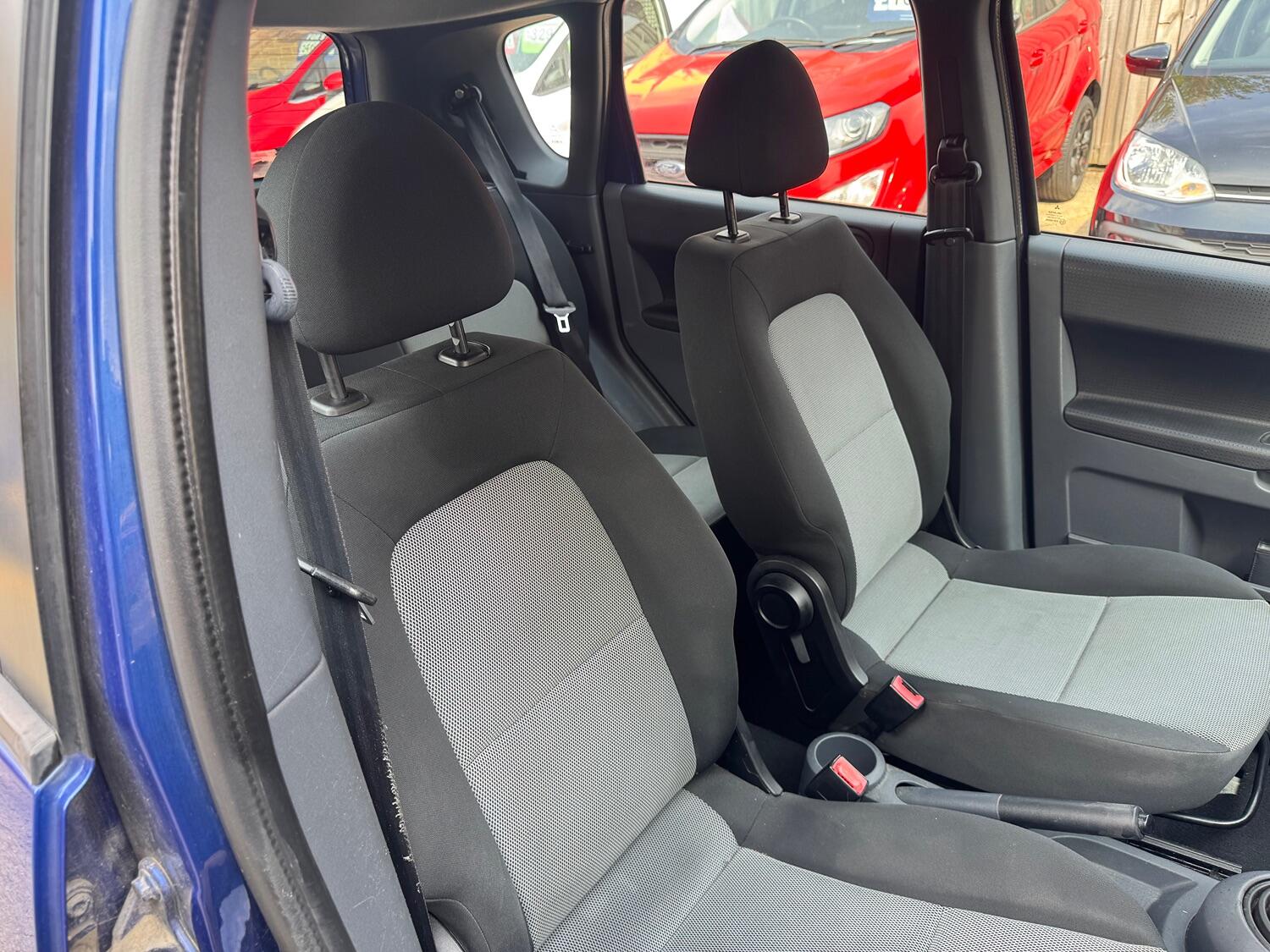 Used Mitsubishi Colt 2011 for sale - 76030706: Photo 16