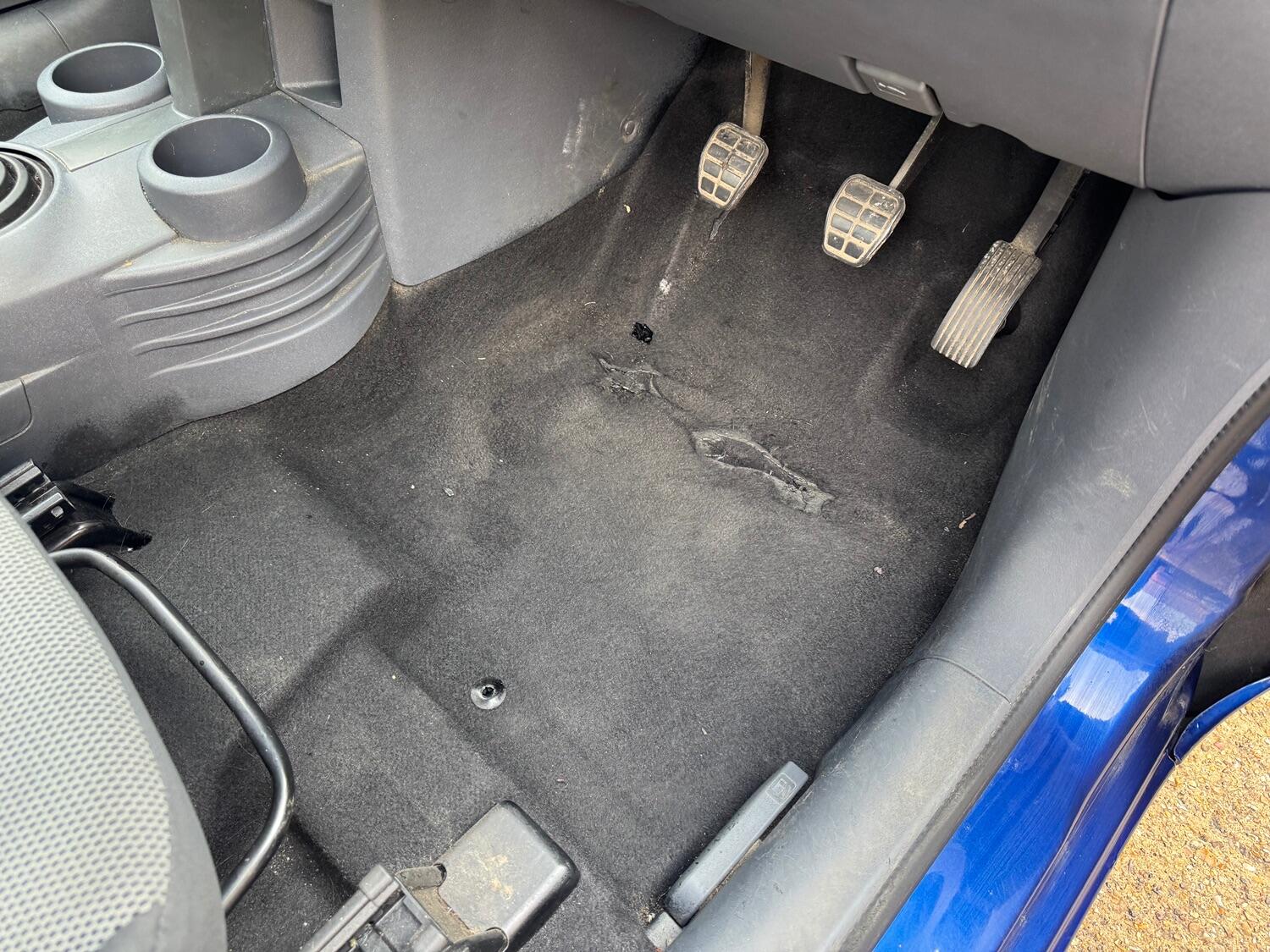 Used Mitsubishi Colt 2011 for sale - 76030706: Photo 18