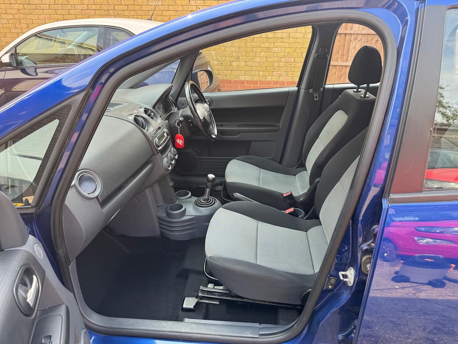 Used Mitsubishi Colt 2011 for sale - 76030706: Photo 22