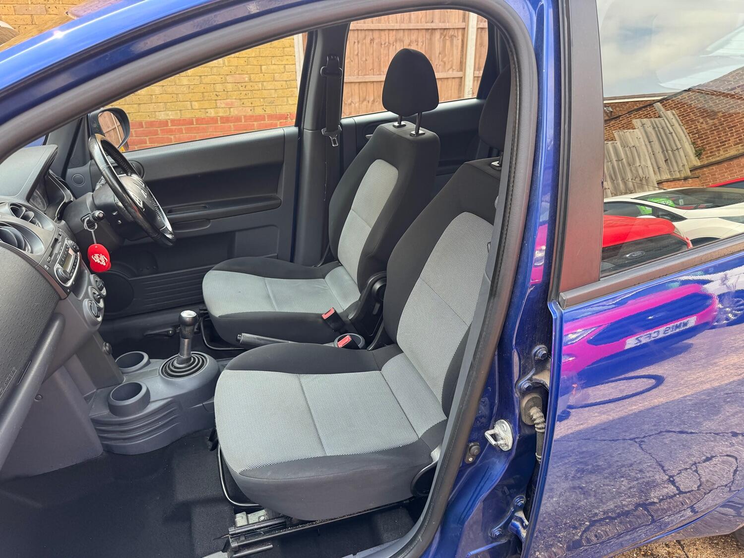 Used Mitsubishi Colt 2011 for sale - 76030706: Photo 23