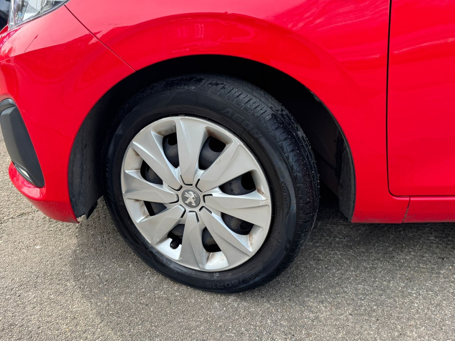 Used Peugeot 108 2014 for sale - 77981834: Photo 14